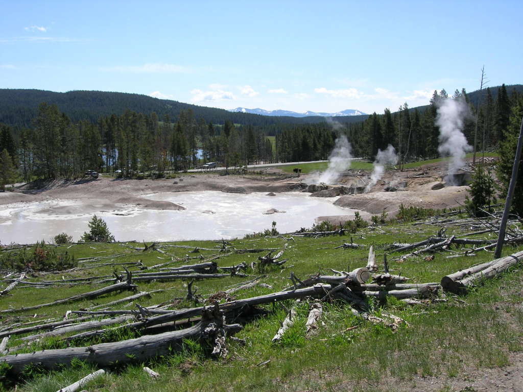 Scaled image 0533_mud_volcano.jpg 