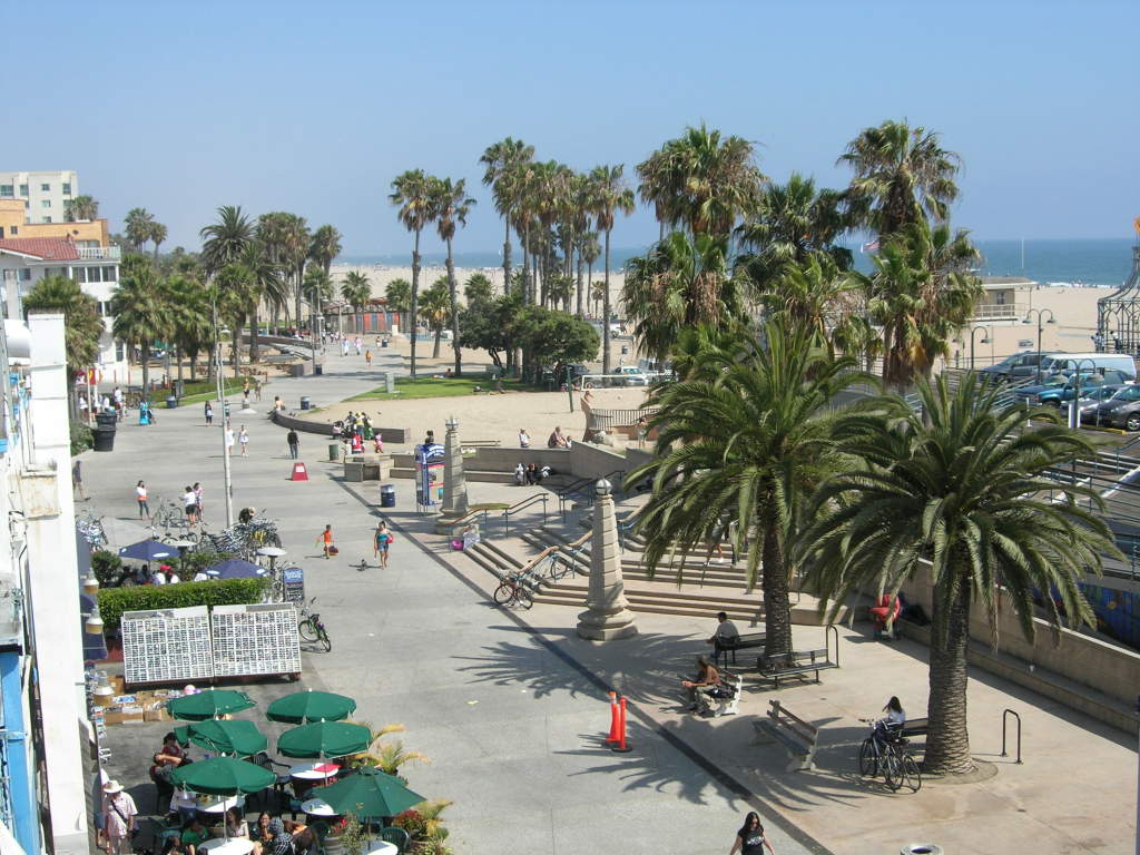 Scaled image 2110_santa_monica_beach.jpg 